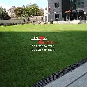 Beton Zemin Üzerine Çim Halı